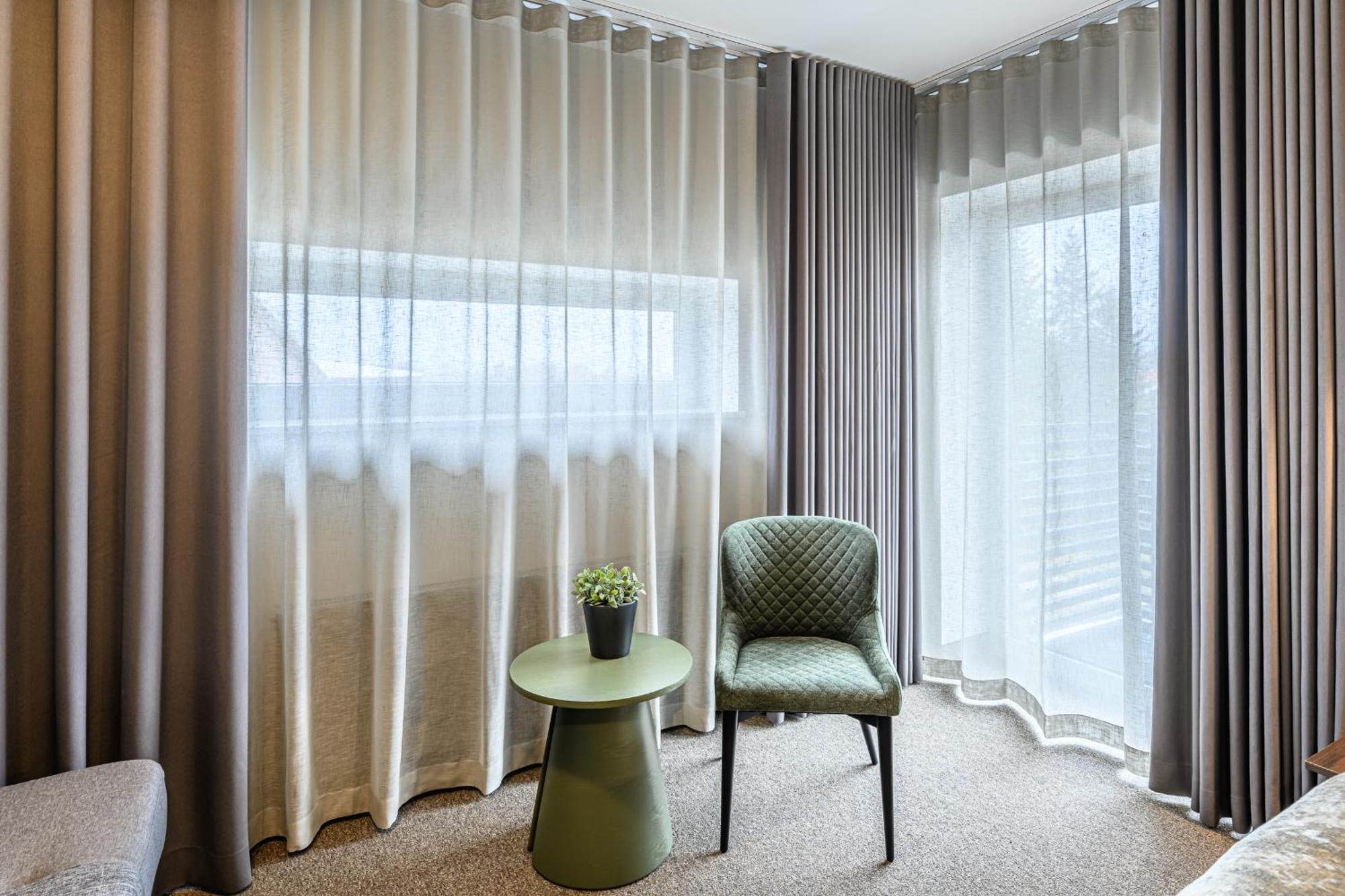 Ugandi Hotel Otepää Dış mekan fotoğraf